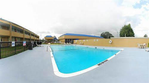 Days Inn By Wyndham Washington Exterior foto